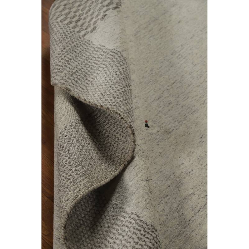 Hand Knotted Oriental 100% Wool Carpet Tribal Tribal Beige & Ivories Gabbeh Area Rug - 7' 9'' X 5' 6''