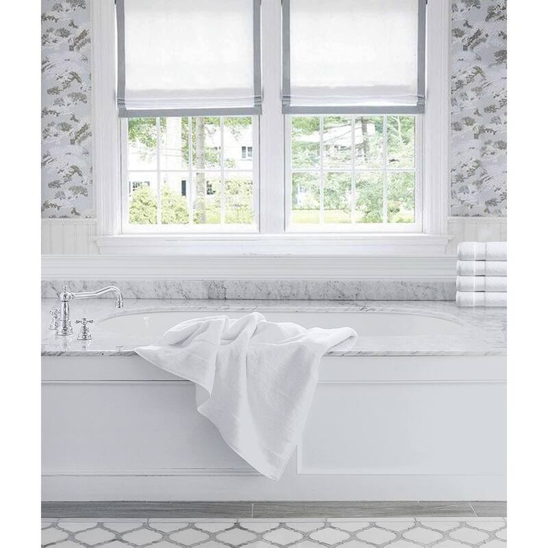 Delara Organic Cotton Luxuriously Plush Bath Towel, GOTS & OEKO-TEX Certified, 650 GSM Long Staple, Quick Dry & Ultra-Absorbent
