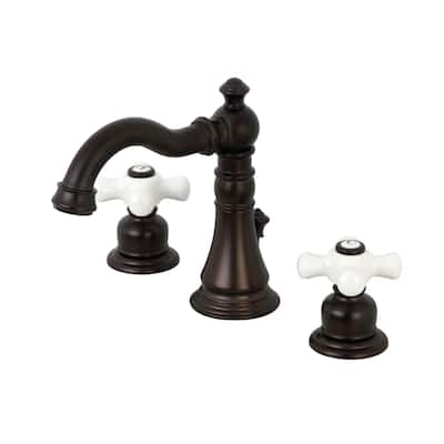 American Classic 8 in. Widespread Bathroom Faucet