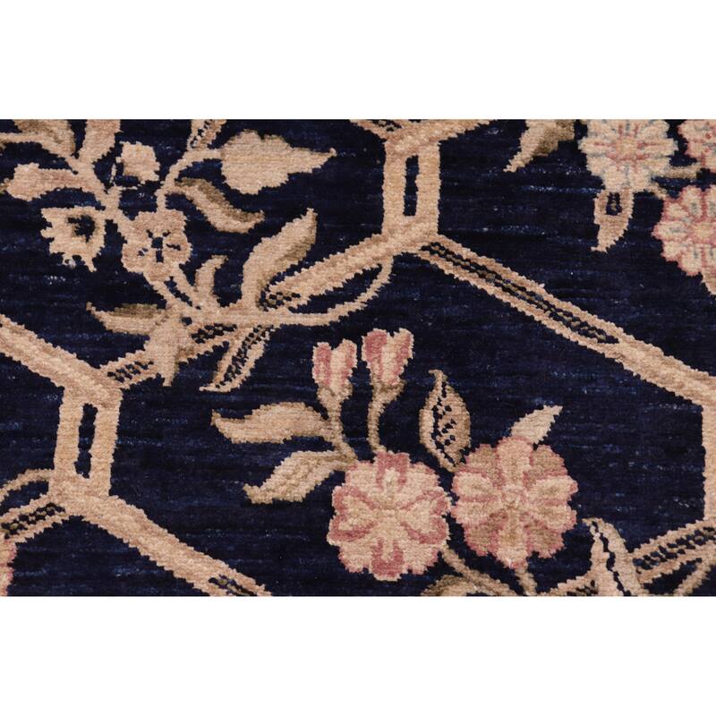 Hexagonal Trellis Floral Hand-Knotted Wool Area Rug