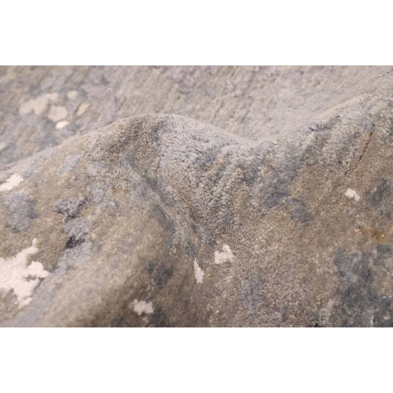 ECARPETGALLERY Hand-knotted Legacy Grey Silk, Wool Rug - 4'11 x 11'11