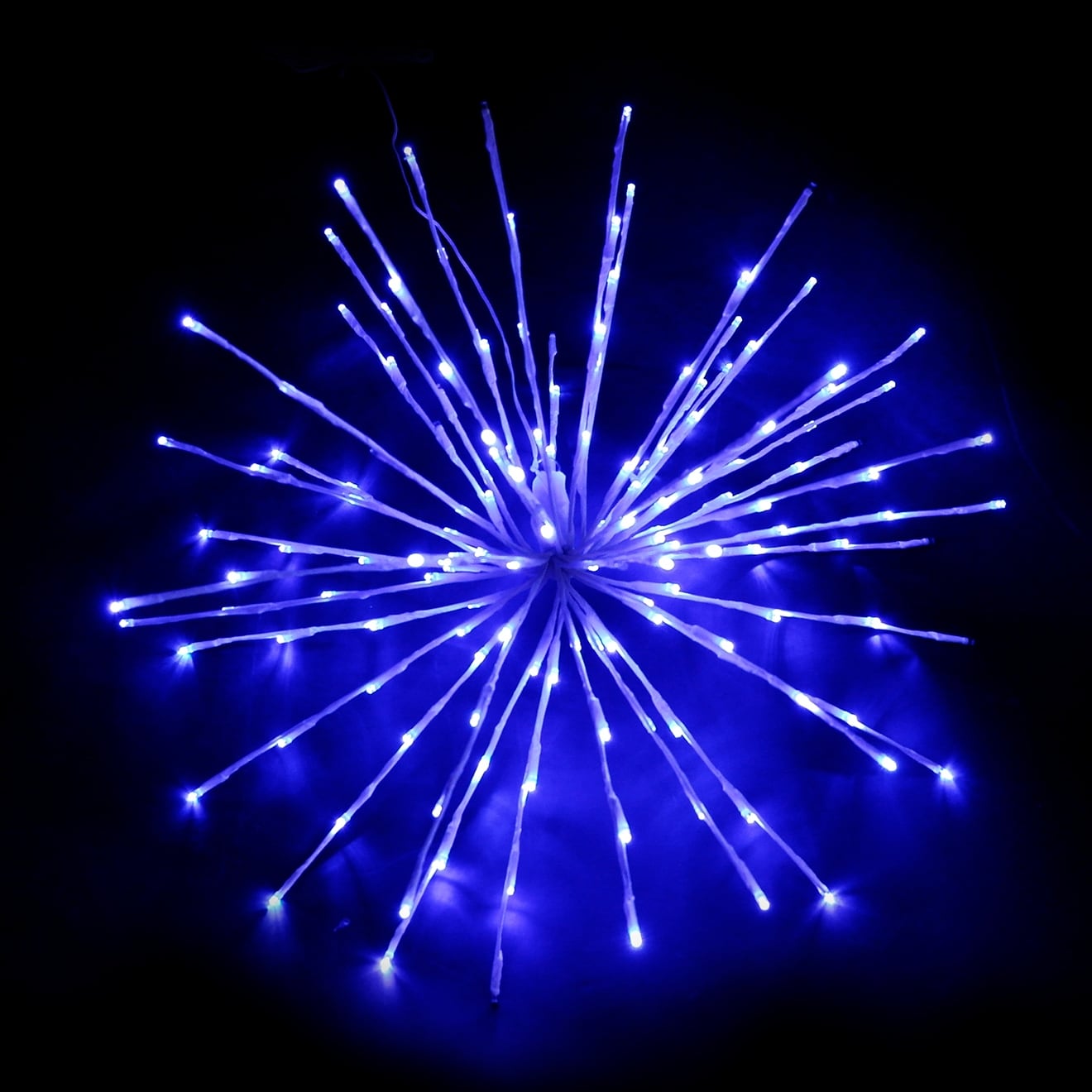 Christmas LED Spritzer Blue 24 Inch