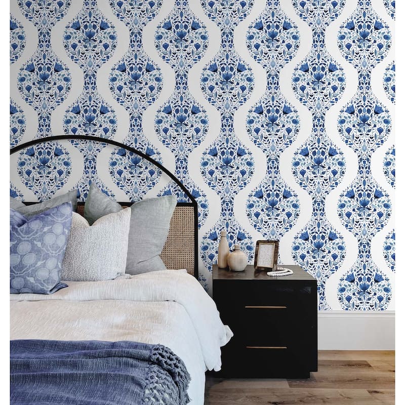 NextWall Floral Ogee Peel and Stick Wallpaper