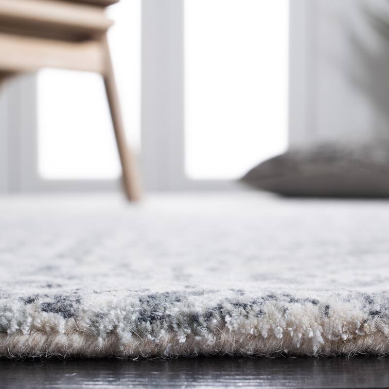 SAFAVIEH Handmade Restoration Vintage Xena Wool Rug