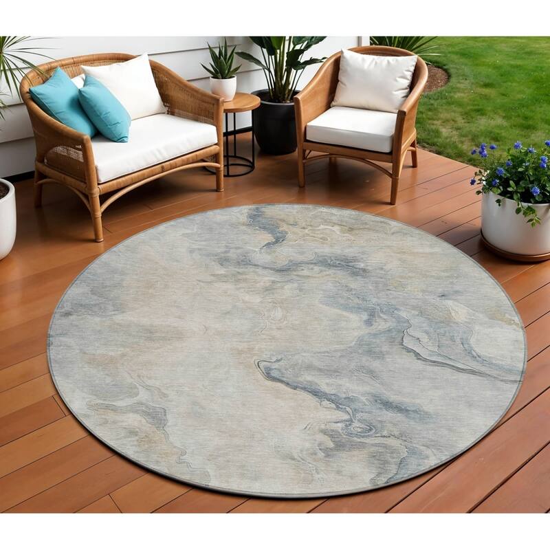 HomeRoots Abstract Modern Rectangle Outdoor Rug - 8' Round
