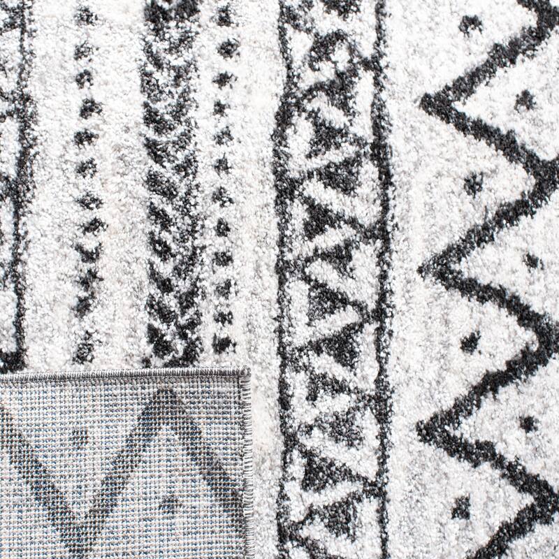 SAFAVIEH Tunisia America Moroccan Rug