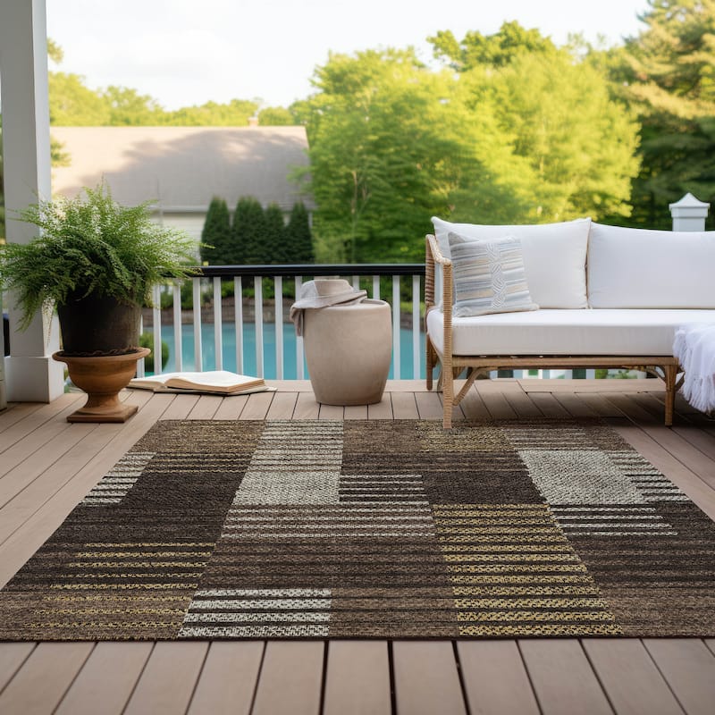 Machine Washable Indoor/ Outdoor Modern Stripes Chantille Rug