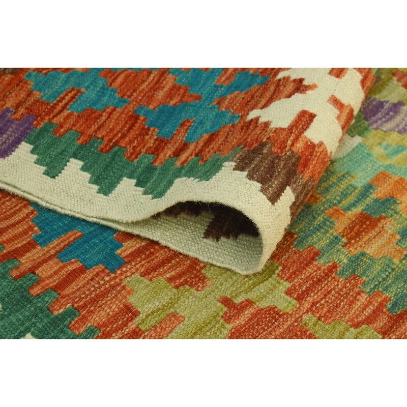 Flatweave Nuro Green/Red Rug - 6'8" x 10'0"