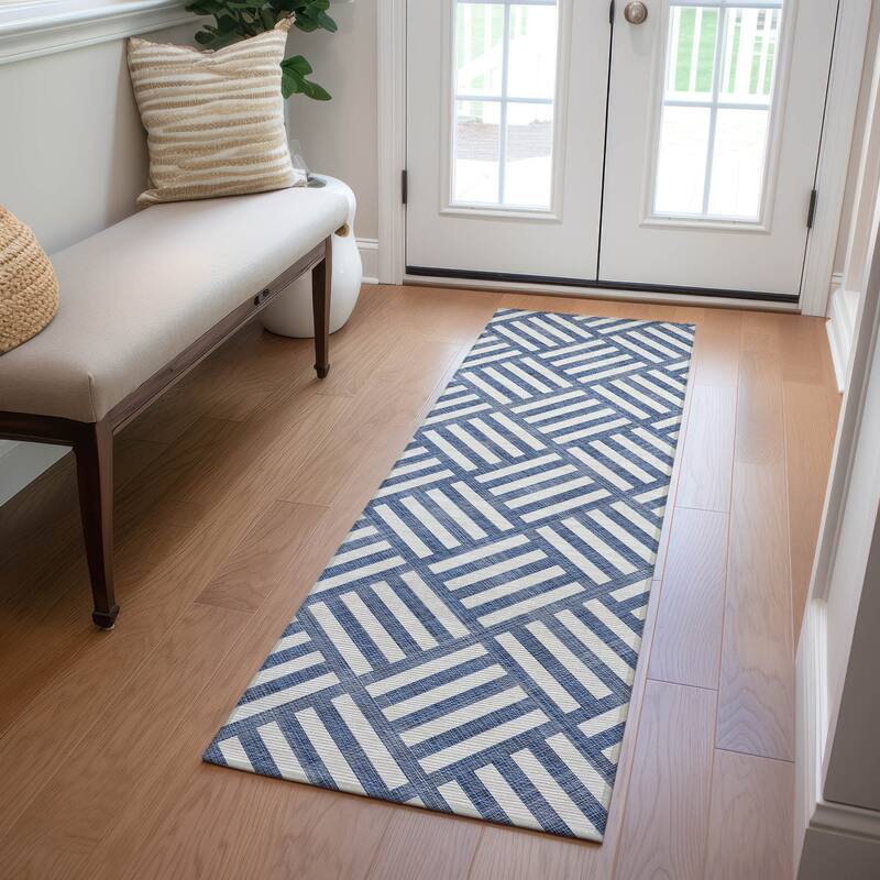Machine Washable Indoor/ Outdoor Chantille Geo Modern Rug - Navy - 2'3" x 7'6"