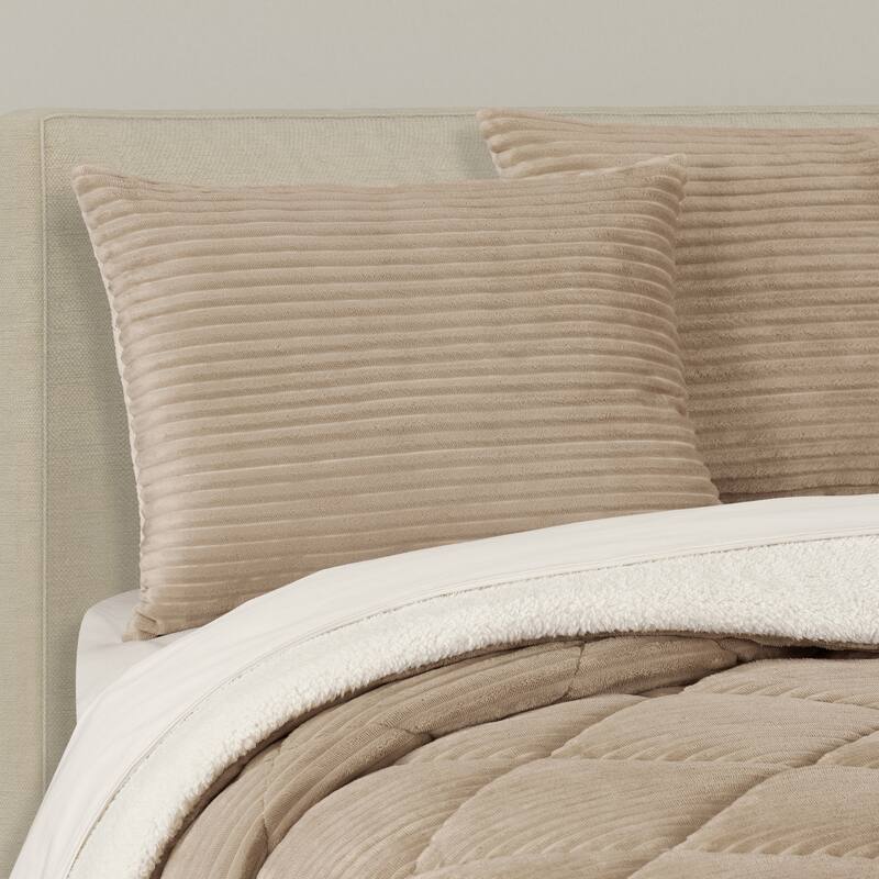 J. Queen New York Everett Comforter Set