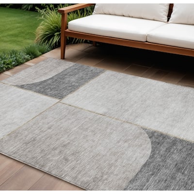 HomeRoots Abstract Transitional Rectangle Outdoor Rug