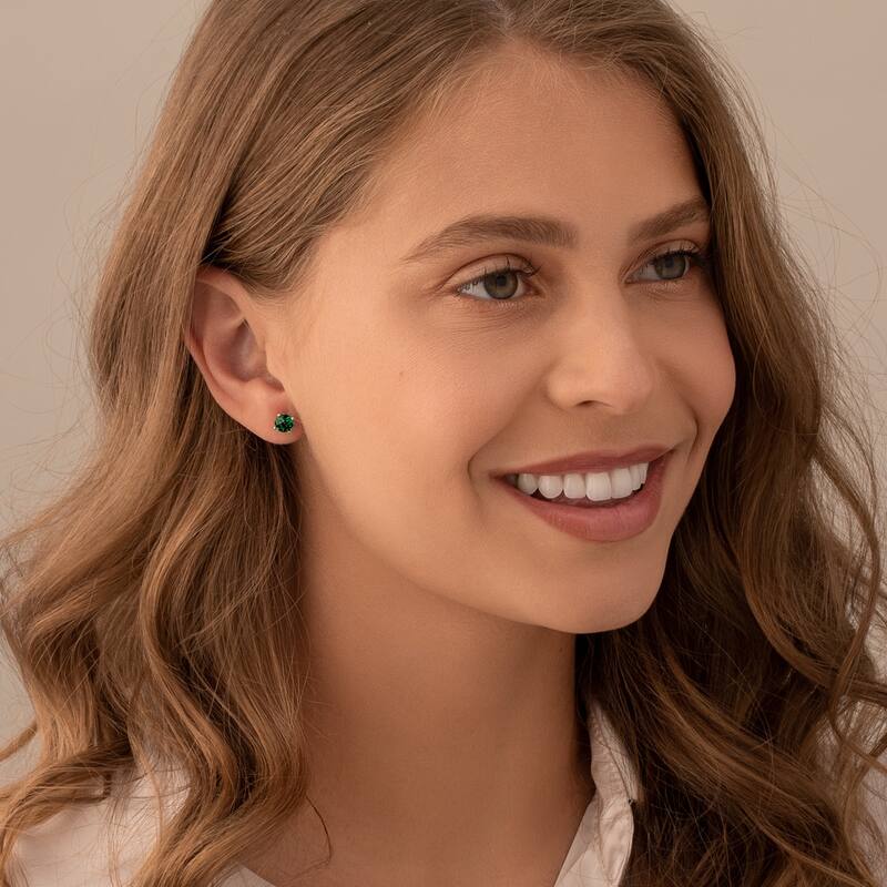 14k Yellow Gold Emerald Stud Earrings 1.57 ct Round Shape
