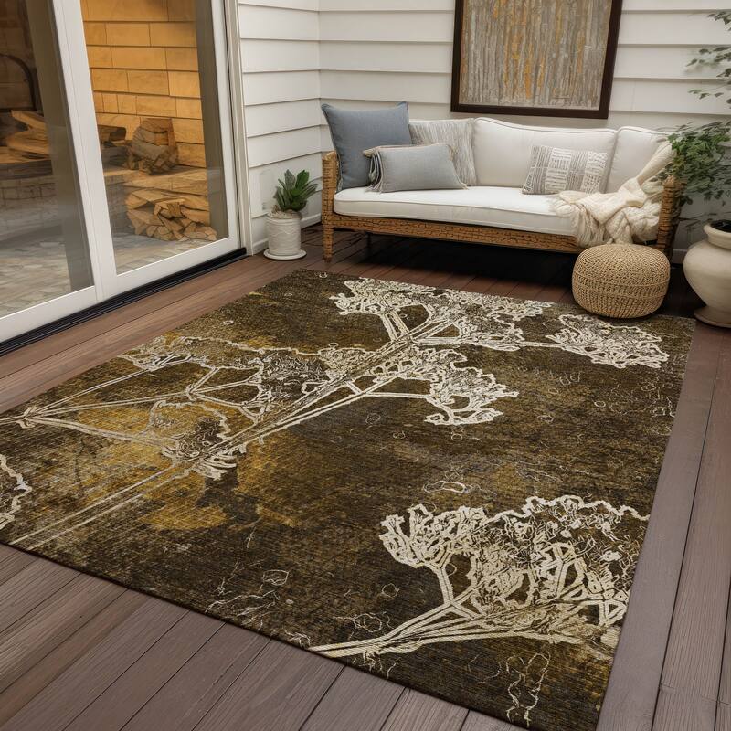 Machine Washable Indoor/ Outdoor Modern Floral Chantille Rug
