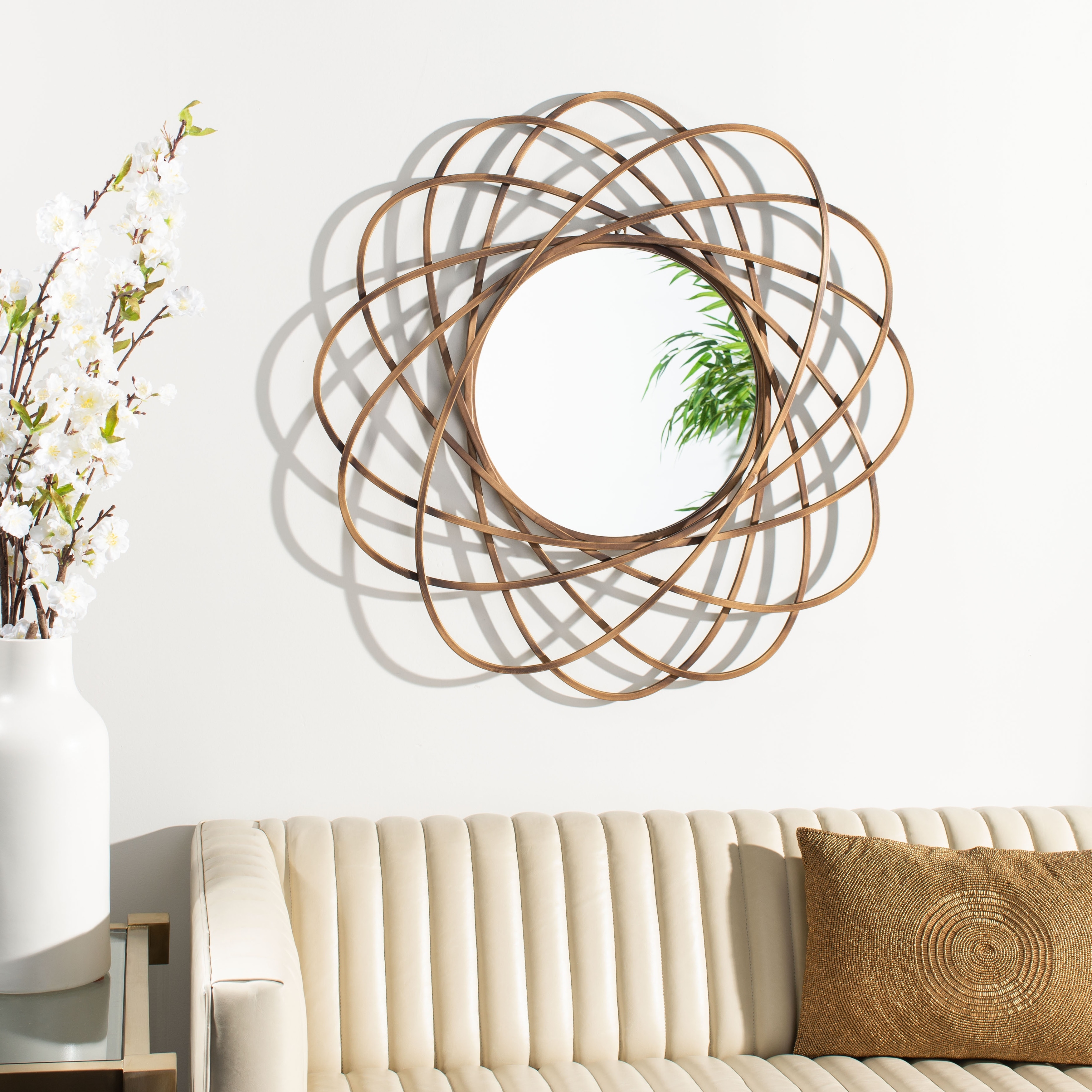 SAFAVIEH Brittnee 32-inch Gold Round Mirror - 32.3" W x 2.3" L x 32.3" H - 32Wx2Dx32H