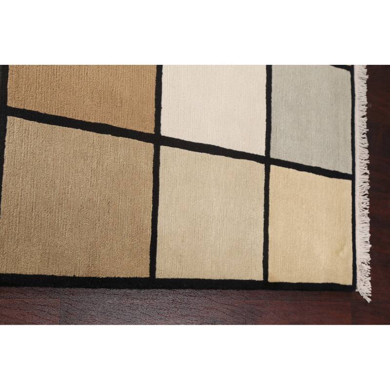 Checkered Nepalese Vegetable Dye Oriental Wool Area Rug Hand-knotted - 6'1" x 9'3"