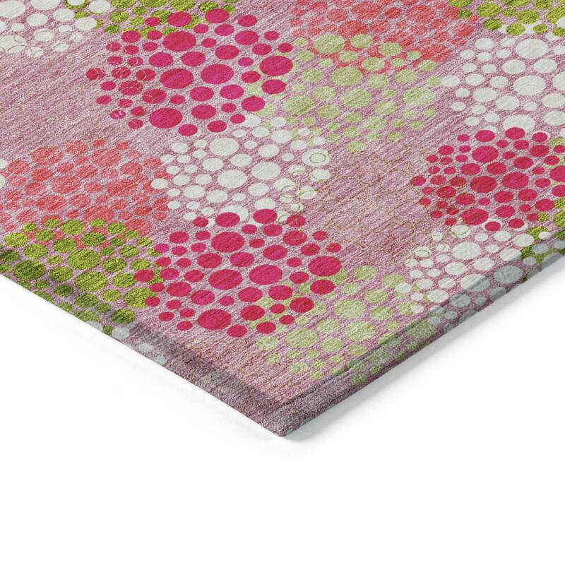 HomeRoots Polka Dot Transitional Rectangle Outdoor Rug