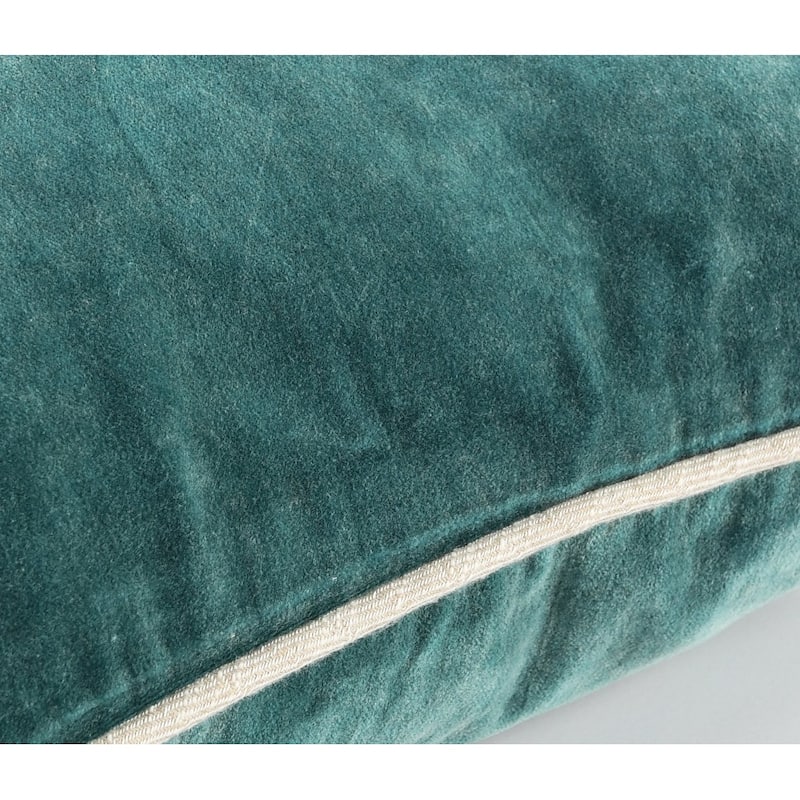 Porch & Den Montclair Velvet 18-inch Throw Pillow