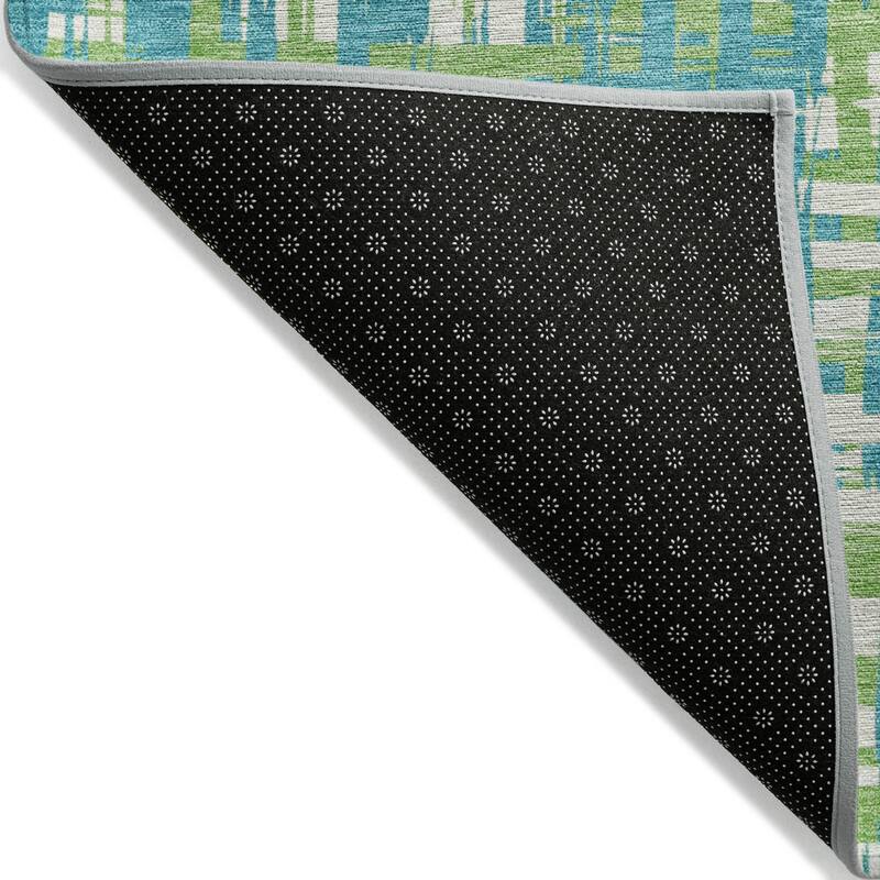 Machine Washable Indoor/ Outdoor Modern Crosshatch Chantille Rug