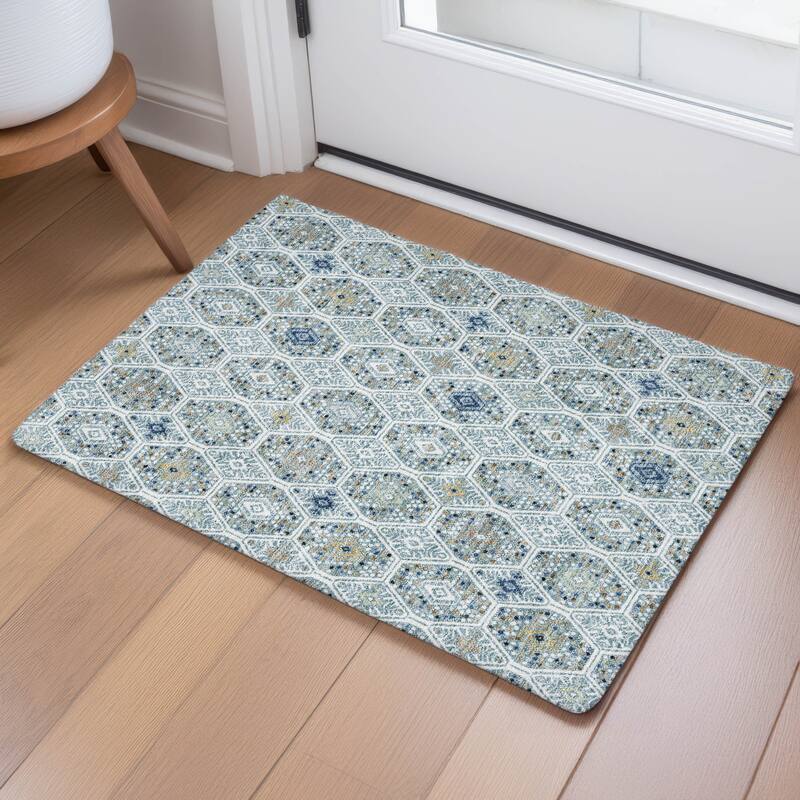 Machine Washable Indoor/ Outdoor Modern Hexi Chantille Rug
