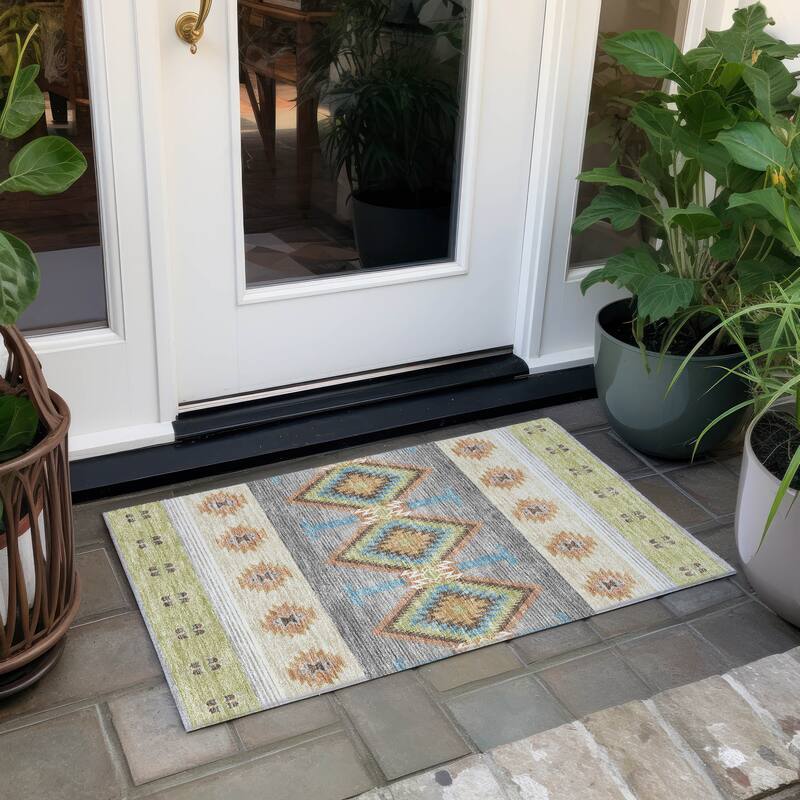 Machine Washable Indoor/ Outdoor Global Chennai Chantille Rug - Aloe - 1'8" x 2'6"