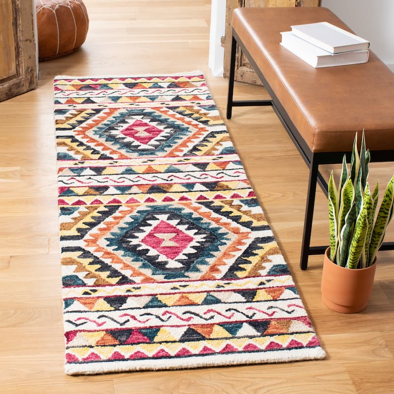 SAFAVIEH Handmade Aspen Despoina Bohemian & Eclectic Tribal Wool - 2' 3" x 9' - Rust/Ivory - Runner