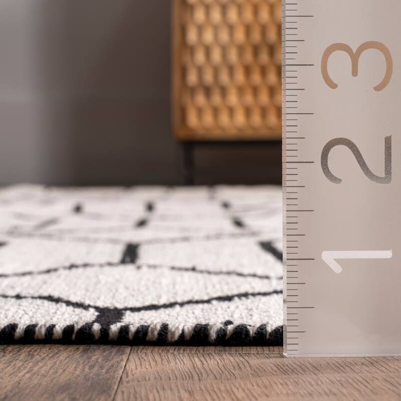 Nuloom Josie Hand Loomed Cotton Flatweave Geometric Trellis Area Rug