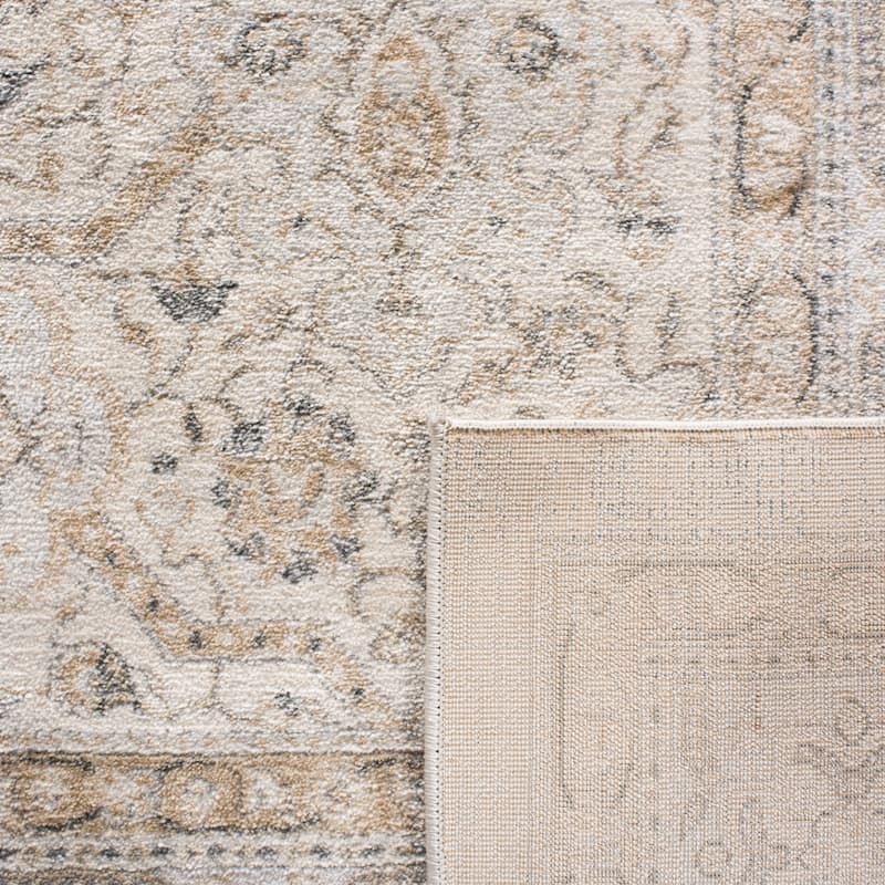 SAFAVIEH Isabella Minola Traditional Oriental Rug