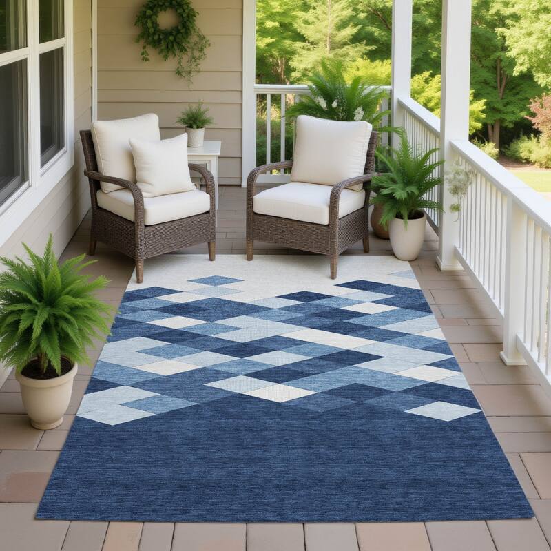 Machine Washable Indoor/ Outdoor Modern Avo Chantille Rug