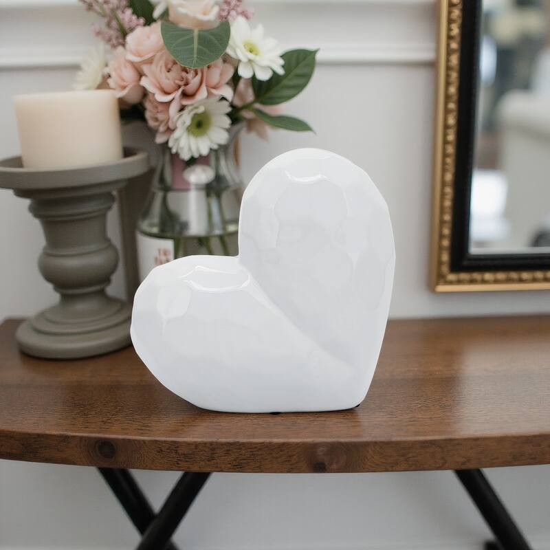 Modern Geometric Heart Sculpture - Ceramic Decorative Object