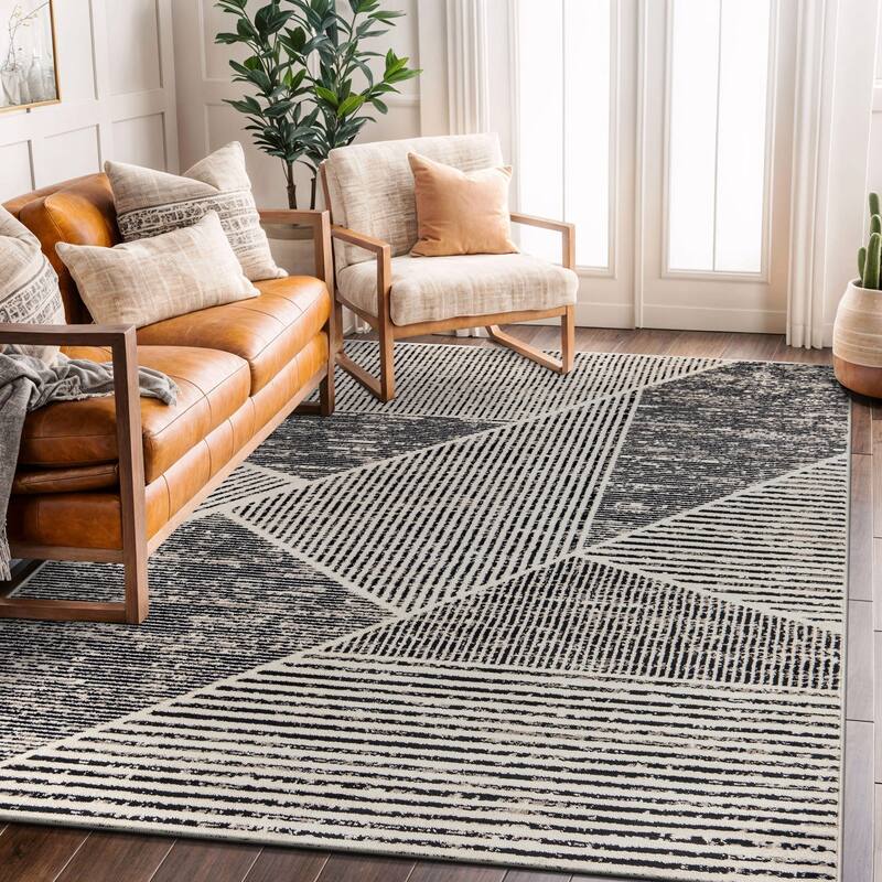 Contemporary Distressed Geometric Stylish Area Rug for Any Room - 5' x 7' - Cream
