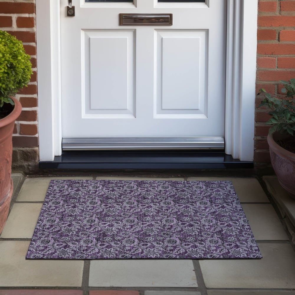 Machine Washable Indoor/ Outdoor Chantille Floral Farmhouse Rug