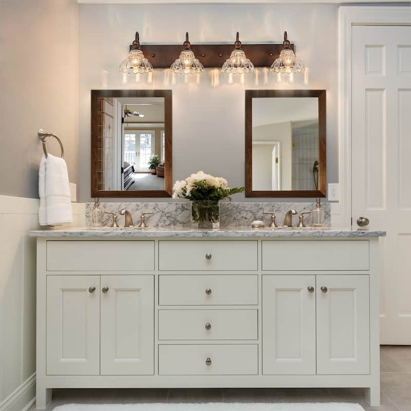 3/4-Light Vintage Bathroom Vanity Light with Clear Trumpet Glass Shades