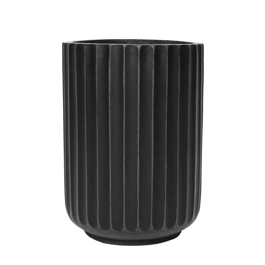 DreamPatio North Pole Fiberstone Planter