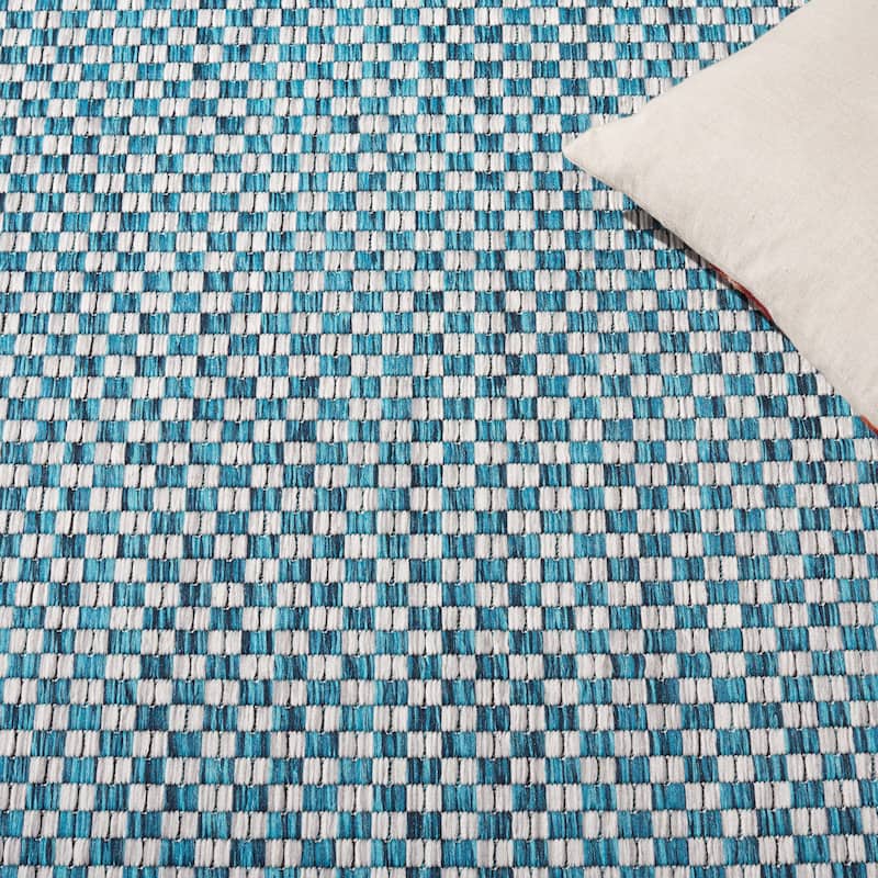 SAFAVIEH Courtyard Judi Indoor/ Outdoor Patio Backyard Rug