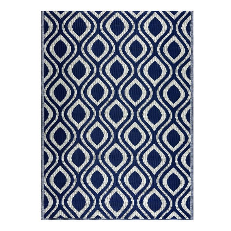 Playa Rug Outdoor Recycled Reversible Plastic Folded Mat/Rug Venice Collection Lightweight & Weather, Water and UV Resistant