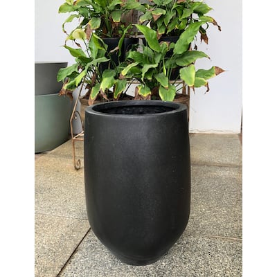DreamPatio Garden Grove 1-Piece Fiberstone Planter