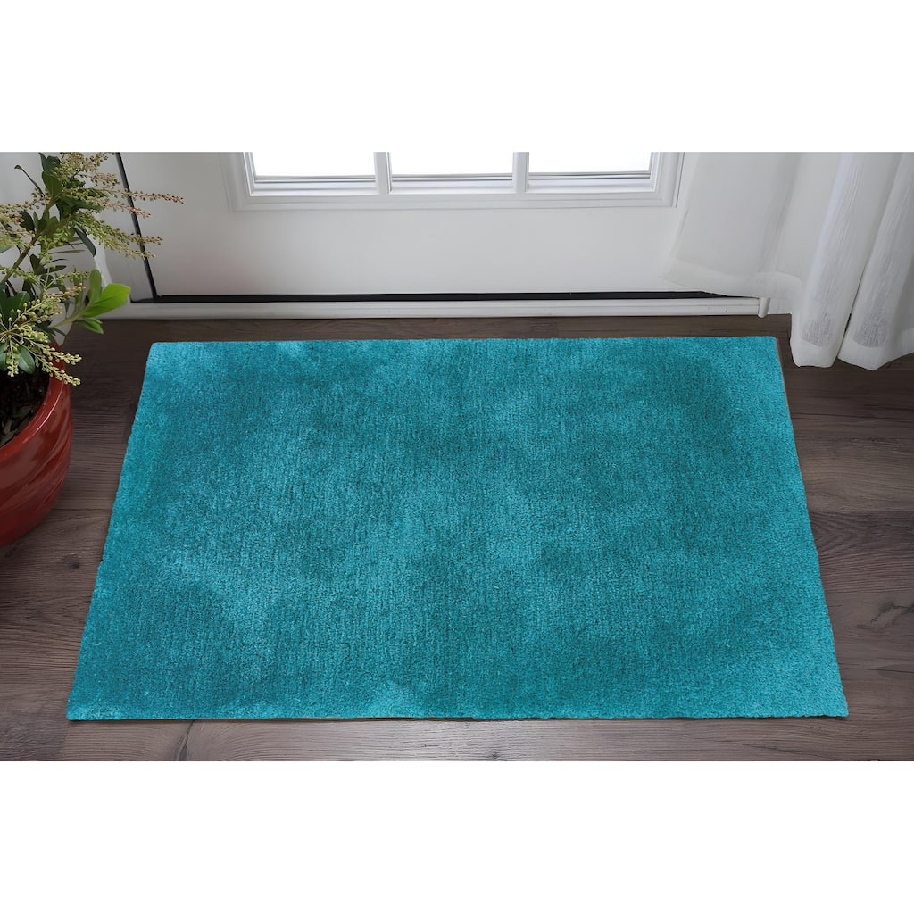 HomeRoots Solid Color Shag Rectangle Area Rug - 62.99 in. x 38.98 in. x 1.60 in.
