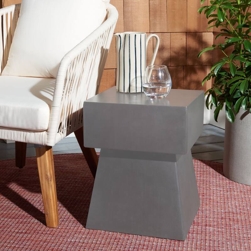SAFAVIEH Zen Mushroom Concrete Indoor/ Outdoor Accent Table (Dark Grey) - 13.7" x 13.7" x 18.1"