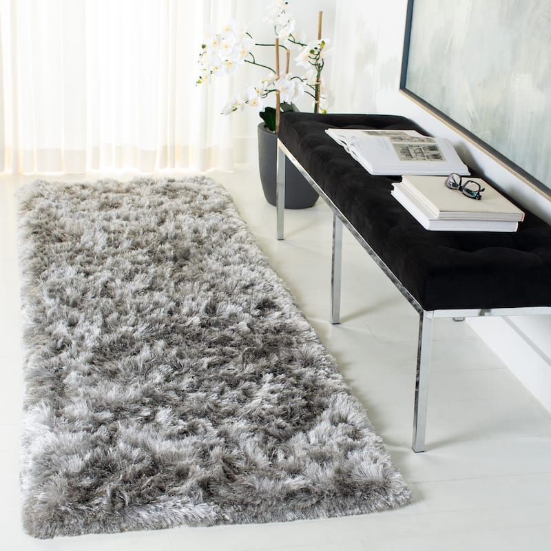 SAFAVIEH Handmade Ocean Shag Lyse Glam 2.5-inch Thick Rug - 2'3" x 10' Runner - Silver