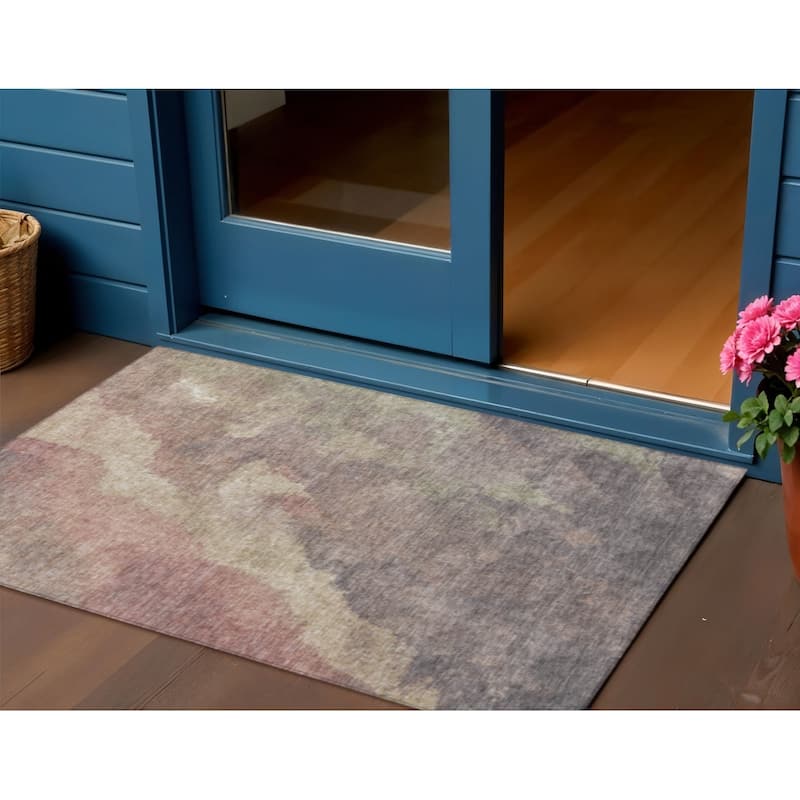 HomeRoots Abstract Transitional Rectangle Outdoor Rug - 3' x 5'