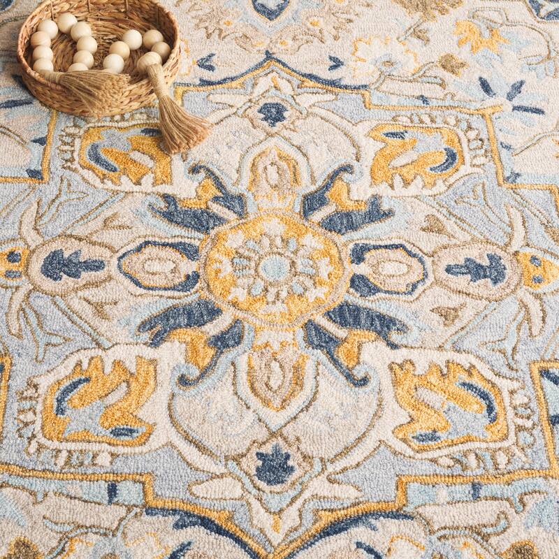 SAFAVIEH Handmade Metro Jullieta French Country Wool Rug