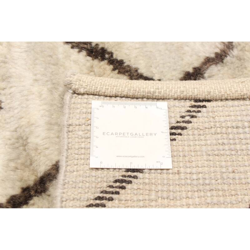 ECARPETGALLERY Hand-knotted Tangier Cream Wool Rug - 6'3 x 8'10