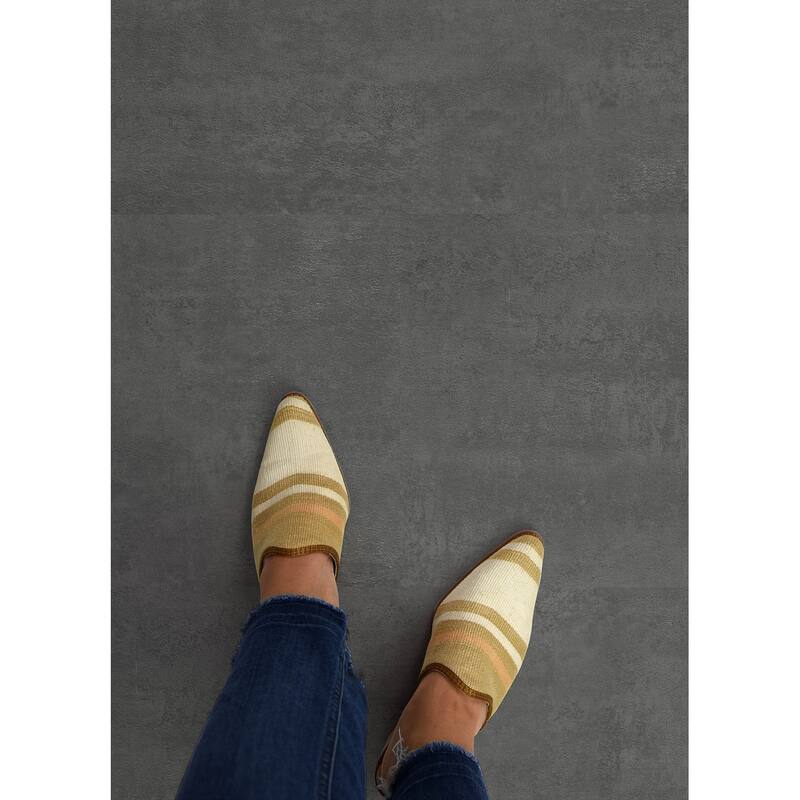 Quarry Dark Grey Peel and Stick Floor Tiles