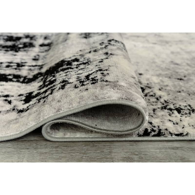 Zekeman Black/Cream/Gray Medium Rug
