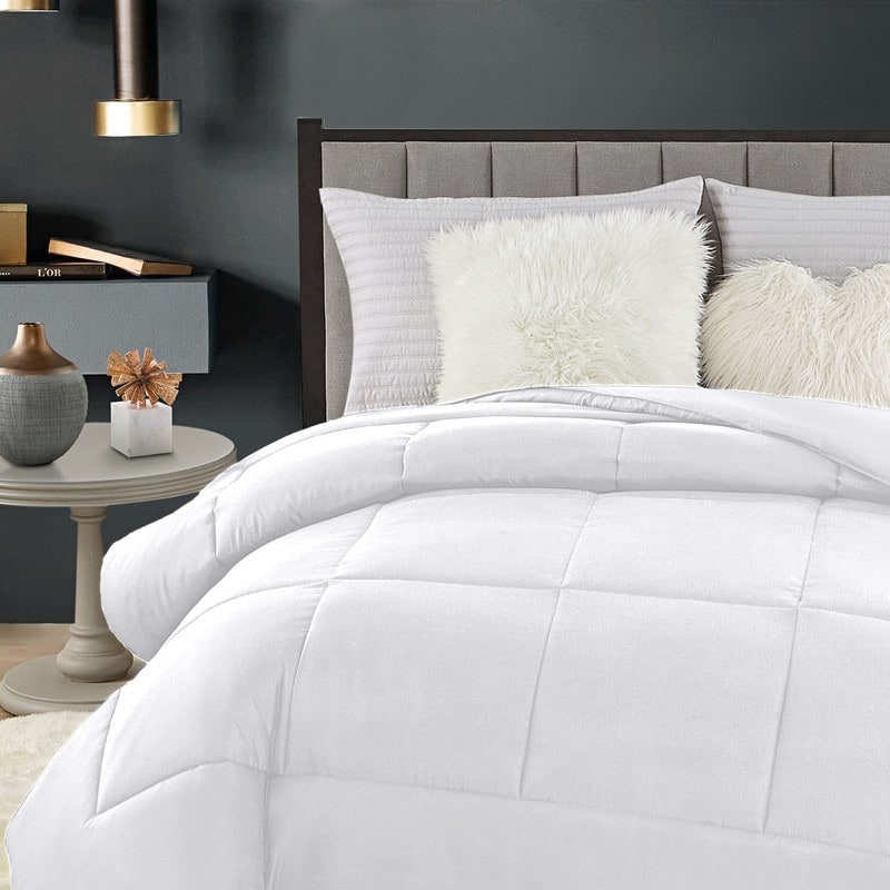 Swift Home All-Season Extra Soft Luxurious Classic Light-Warmth Goose Down-Alternative Comforter, Twin 68 inch x 90 inch, White