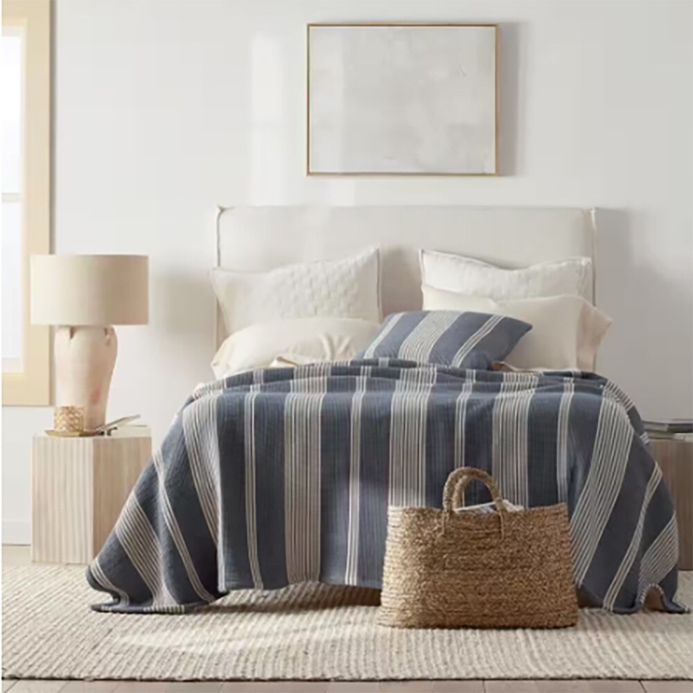 Striped king blanket outlet