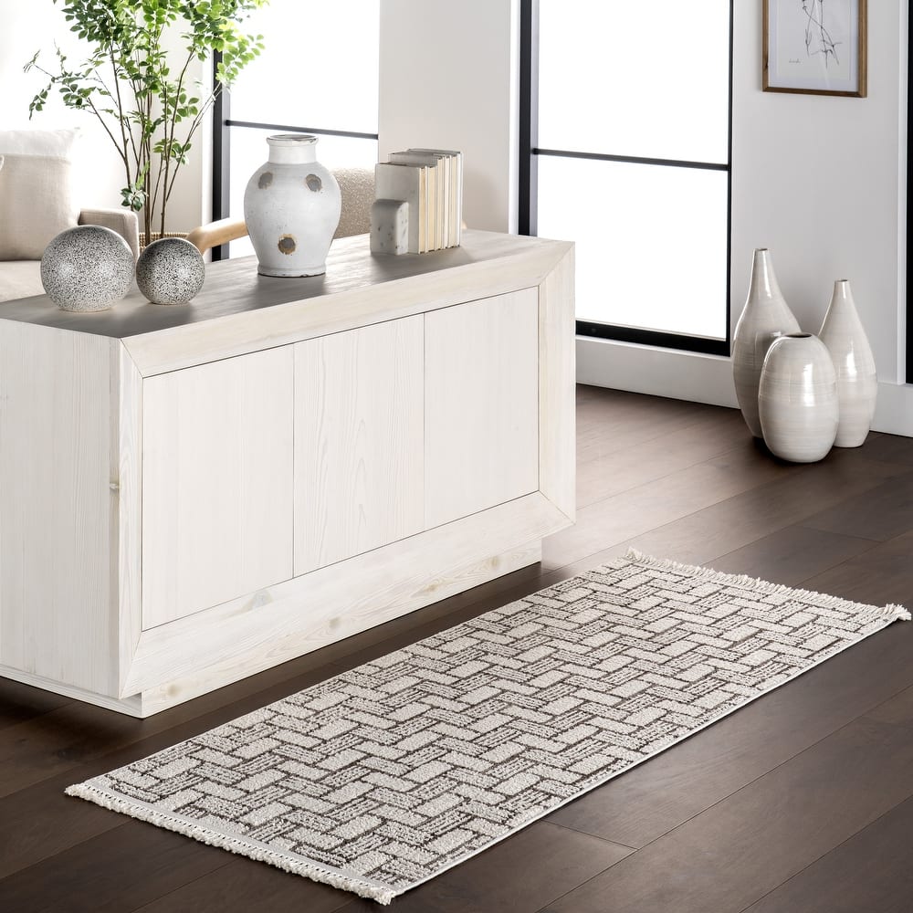 Nuloom Alora Geometric Tassels Area Rug
