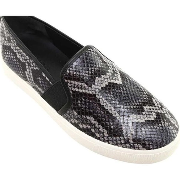 vince blair 5 slip on