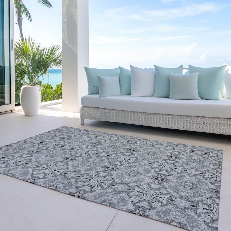 Machine Washable Indoor/ Outdoor Chantille Traditional Medallions Rug - Gray - 3' x 5'