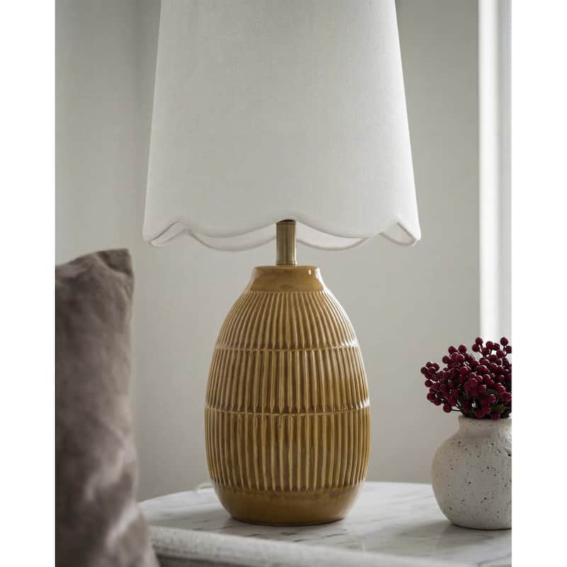 Livabliss Soleny Traditional Accent Table Lamp